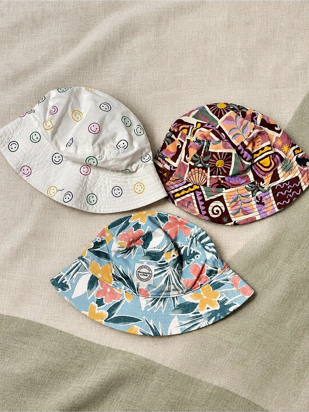 Choose 1 Bucket Hat Old Navy Abercrombie Reversible Smiley Floral Retro